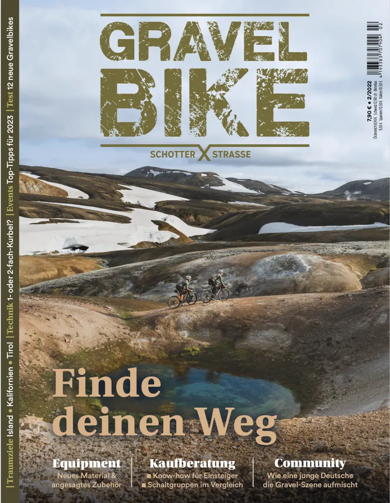 Cover of Gravel Bike magazine issue 2/2022 featuring the Iceland photograph